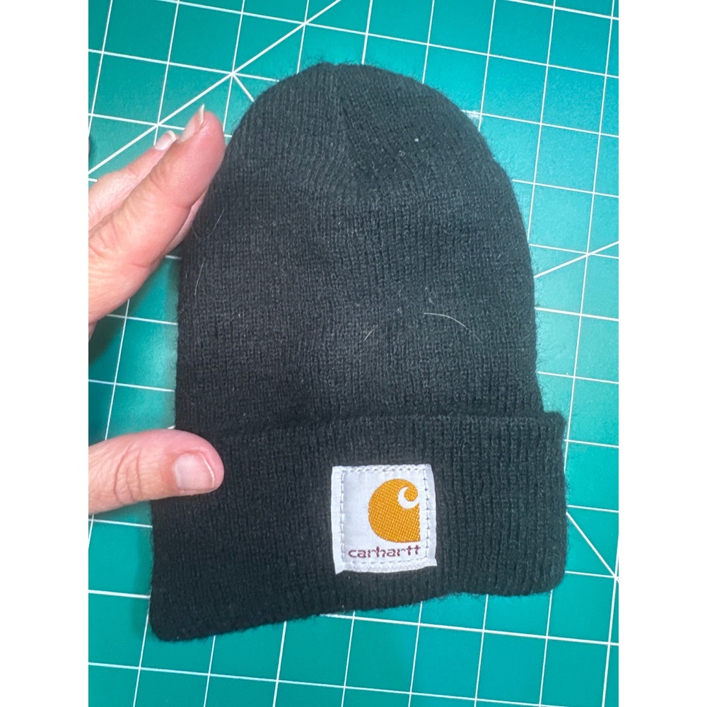 Carhartt Kids Acrylic Watch Hat Black Knit Beanie Logo Patch Cuffed Cap